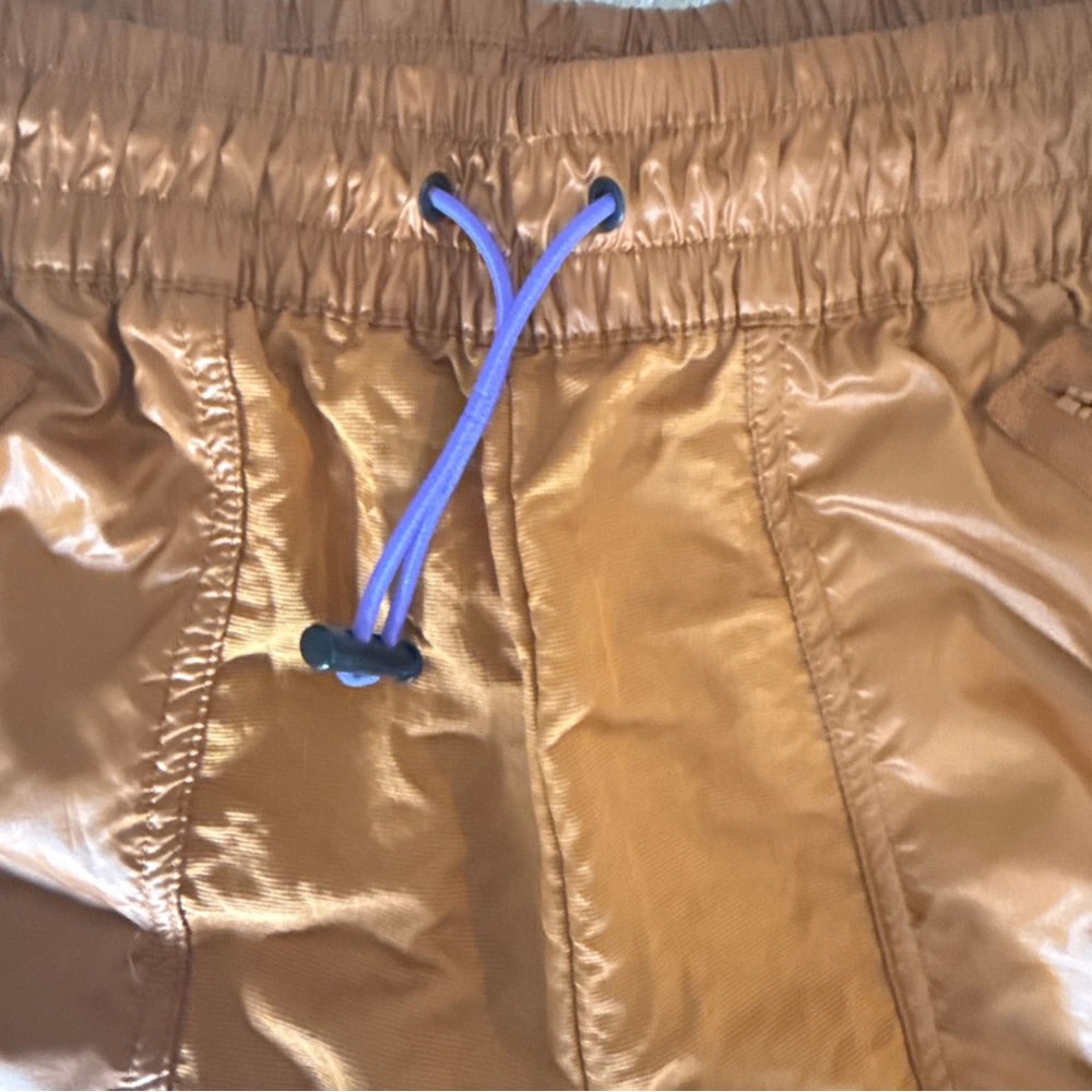 Nike Womens Rebel Cargo Lined Joggers Pants Burnt Sienna Size small - Picture 9 of 9